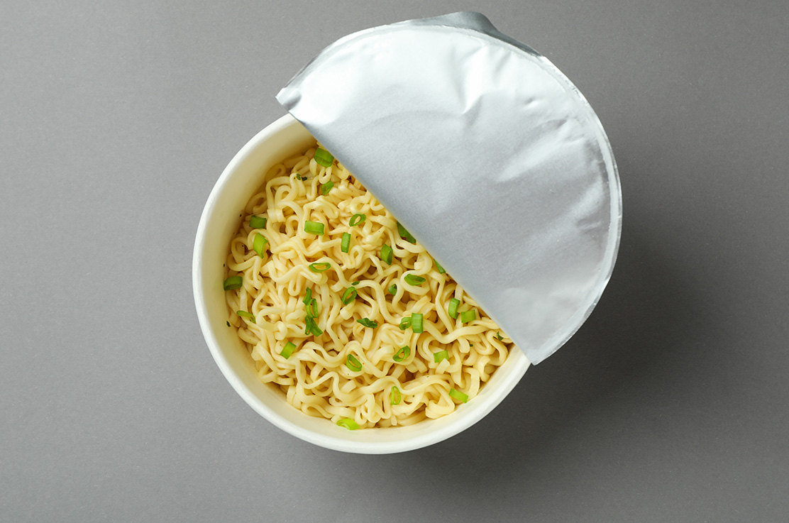 Noodle papieren bekers deksels